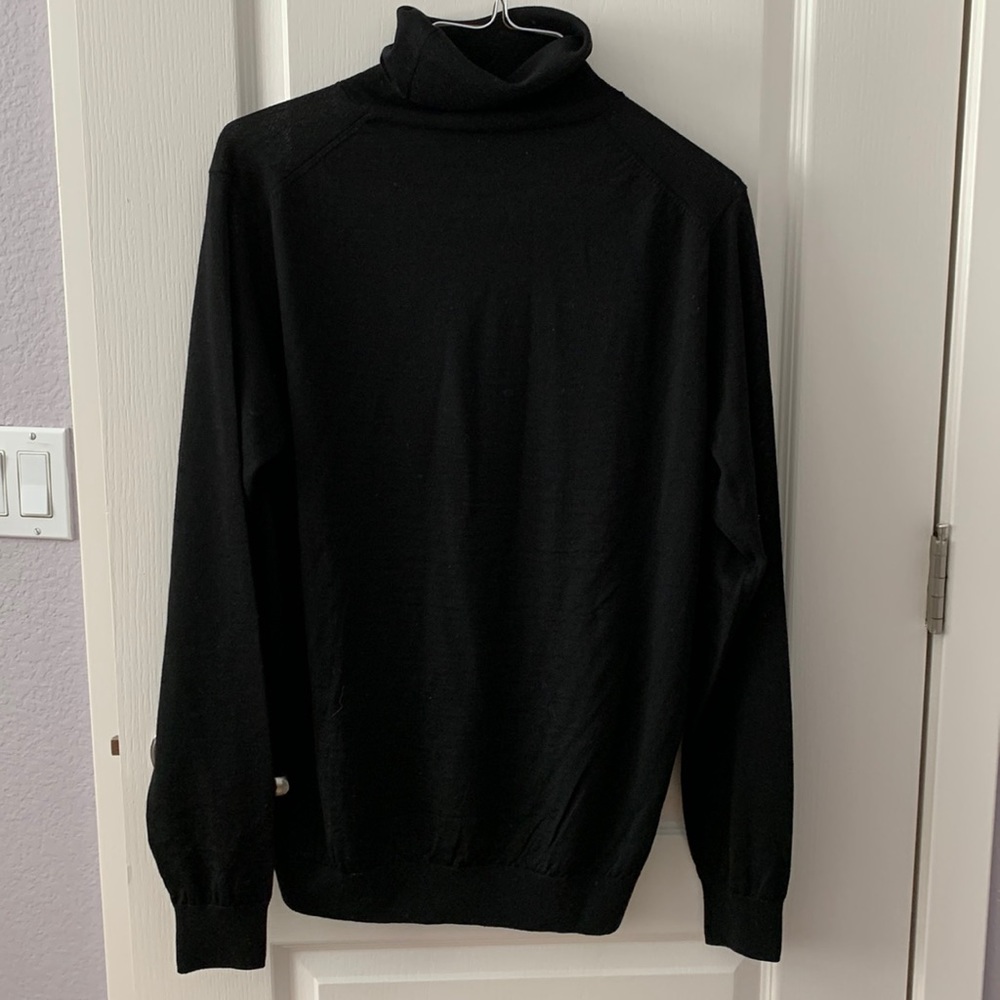 Carolina Herrera man sweater